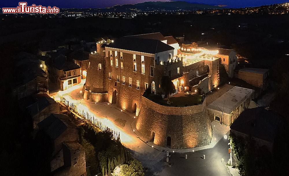 Immagine Castello dell’Ettore dove si svolge il Mercatino di Natale di Apice durante l'Avvento