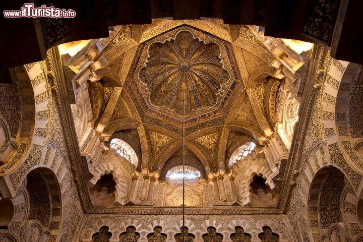 Immagine La cupola della Cattedrale Mezquita di Cordova (Cordoba), Andalusia (Spagna) - © @cam / Shutterstock.com