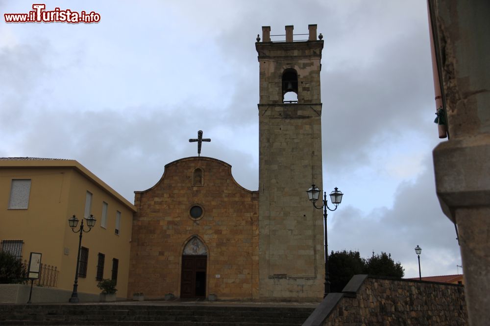 Immagine La Chiesa della Beata Vergine Assunta di Sardara - © Gianni Careddu - CC BY-SA 4.0, Wikipedia