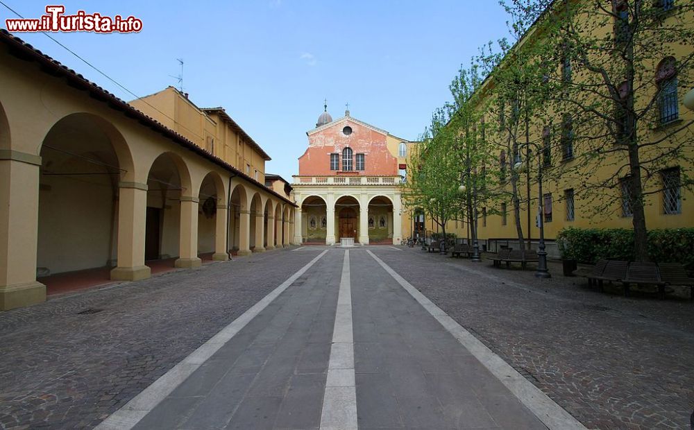 Immagine La Piazza Antonio da Budrio nell'omonima città dell'Emilia, in Provincia di Bologna - © Pierluigi Mioli - CC BY-SA 4.0, Wikipedia
