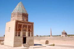 Turkmenistan Konya Urgench il mausoleo di Arsalan - Foto di Giulio Badini< / I Viaggi di Maurizio Levi