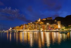 Il borgo di Porto Venere, provincia di La Spezia, fotografato di sera. E' il comune più piccolo della provincia spezzina.


