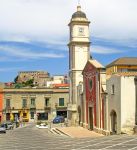 Il centro storico di Sant'Antioco in Sardegna ...