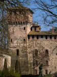 Il Castello medievale di Grazzano Visconti, particolare di uno dei torrioni - © AntoGi / Shutterstock.com