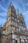 Il Duomo di Brema, Germania. Dedicato a San Pietro, dal 1973 è iscritto nell'elenco dei beni culturali tutelati. 
