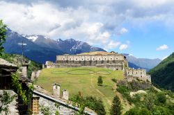 Il forte di Exilles in Val di Susa, al confine tra Italia e Francia, Piemonte