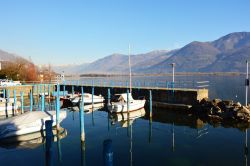 Il piccolo porto di Lovere, sul Lago d'Iseo, il quarto per estensione della Lombardia.