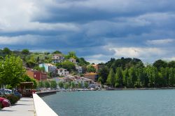 Il villaggio costiero di Marta sul Lago di Bolsena nel Lazio