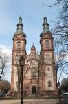 La chiesa di St. Fridolin a Mulhouse, Alsazia, Francia. Con i suoi tre campanili è una delle costruzioni religiose neobarocche più importanti della Francia - © 257595376 / ...
