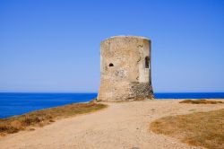 La Torre di Pittinuri, il simbolo di Santa Caterina Di Pittinuri, siamo sul mare di Oristano in Sardegna