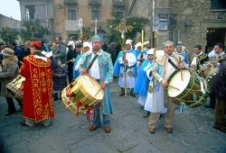Le processioni pasquali nel borgo di Gangi in Sicilia - © Pecold / Shutterstock.com