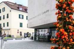 L'edificio che ospita il Palazzo Municipale di San Lorenzo di Sebato, Val Pusteria, Alto Adige, Italia - © laura zamboni / Shutterstock.com