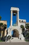 Memoriale di guerra in centro a Sannicandro di Bari in Puglia