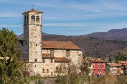 L'oratorio di Santa Maria in Valle nella cittadina di Cividale del Friuli, Udine, Italia. Noto anche come Tempietto Longobardo, questo edificio religioso rappresenta una delle testimonianze ...