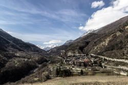 Panorama della Val di Susa a Exilles in Piemonte