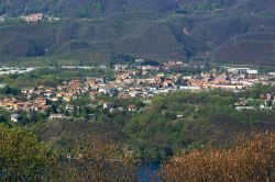 San Maurizio d'Opaglio il panorama della città dei rubinetti sul Lago d'Orta in Piemonte