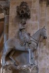 Scultura in pietra del cavaliere di Bamberga nel duomo cittadino, Germania - © footageclips / Shutterstock.com