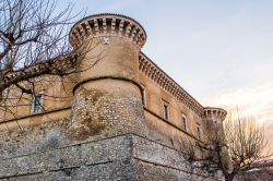 Tramonto al Castello di Alviano, la fortificazione dei Doria Pamphili in Umbria, provincia di Terni