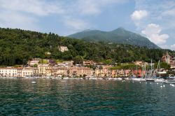 Una splendida giornata di sole a Toscolano Maderno sul Lago di Garda (Brescia)