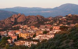 Vista del borgo di Santa Maria Navarrese in Sardegna