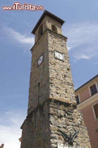 Immagine Torre medievale nel centro di Amatrice, Lazio