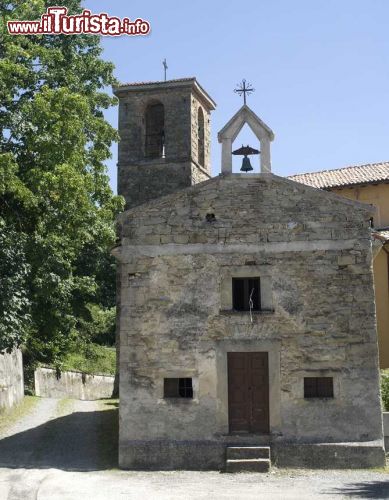 Immagine Una piccola chiesa nei dintorni di Amatrice (Lazio)