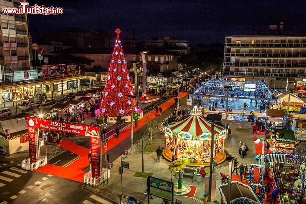 I Villaggi e le Case di Babbo Natale più belle in Italia