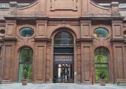 L'ingresso del Museo Egizio di Torino - il ...