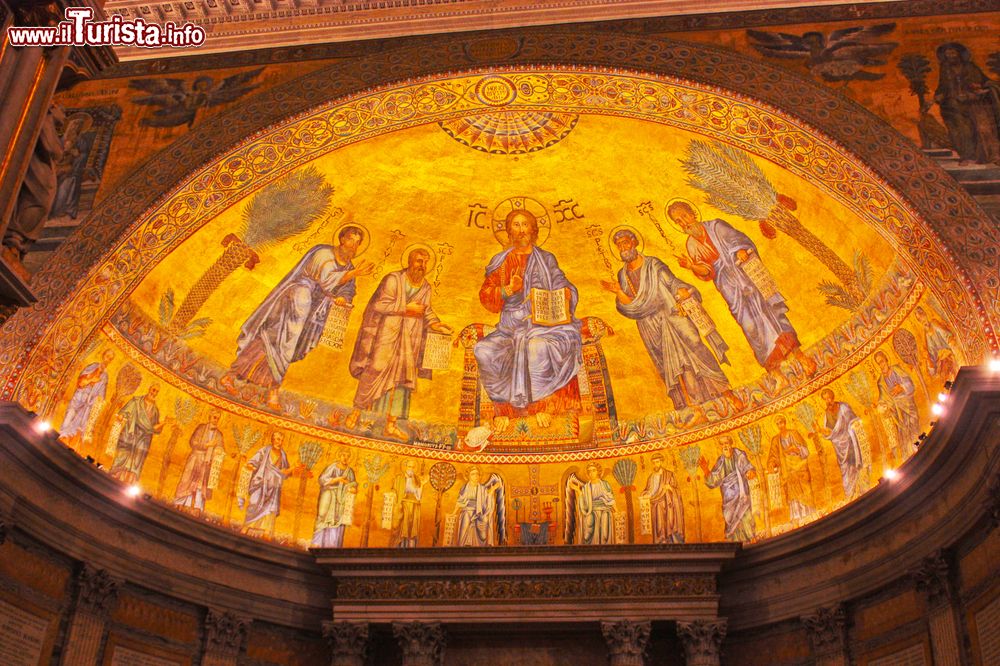 Immagine I Mosaici dell'abside della Basilica di San Paolo a Roma