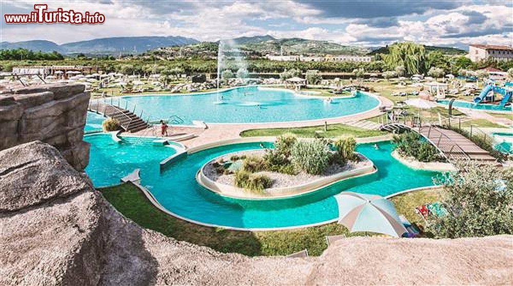 Immagine Terme di Verona: il parco divertimenti acquatico termale Aquardens a Pescantina in Valpolicella