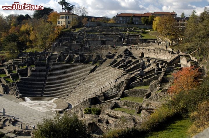 Immagine L'anfiteatro romano del parco archeologico di Lione