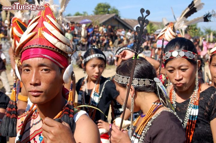 Immagine Arunachal Pradesh, India: il Festival Tirap, esponenti dell'etnia Nocte - Foto di Giulio Badini I viaggi di Maurizio Levi