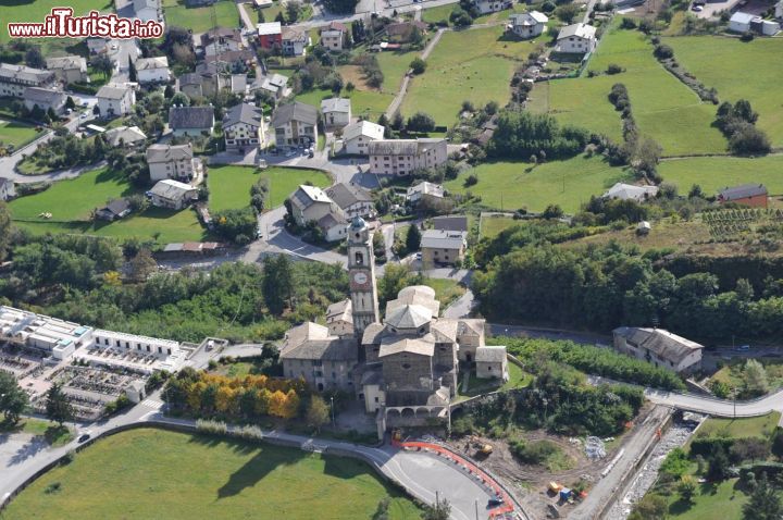 Immagine Berbenno vista aerea della cittadina in Valtellina: rimane situata tra Morbegno e Sondrio