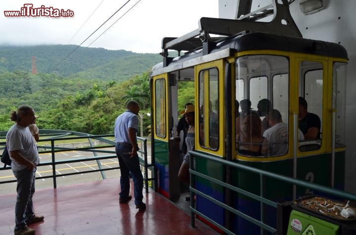 Immagine Cabina della teleferica che da Puerto Plata conduce al Monte Isabel de Torres - 