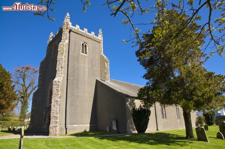 Immagine Chiesa di St Cuthberts a sud di Ulverston in Inghilterra - © Kevin Eaves / Shutterstock.com