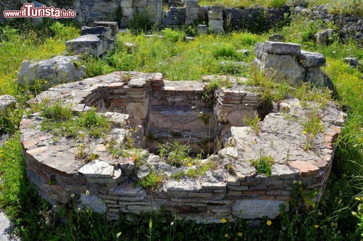 Immagine Cuglieri Cornus area paleocristiana fonte battesimale