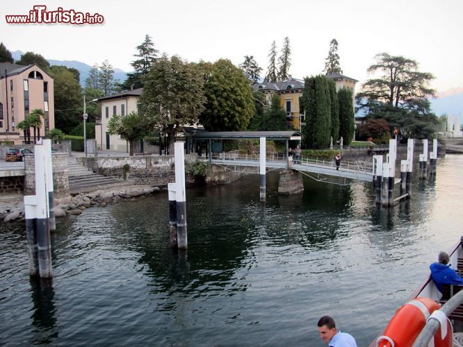 Immagine Il pontile d'attracco a Dongo, sulla parte nord del Lago di Como - © Wikipedia