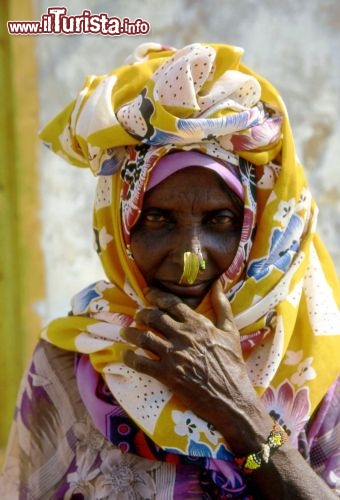 Immagine Donna Eritrea con velo - Foto di Giulio Badini