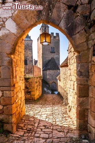 Immagine Dordogna villaggio medievale Beynac-et-Cazenac , Francia - © fred34560 - Fotolia.com