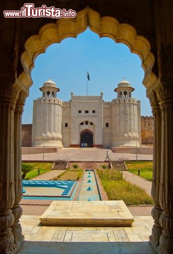 Immagine Forte Lahore, in Pakistano Shahi Qila - Cortesia Foto Wikipedia, autore M. Umair