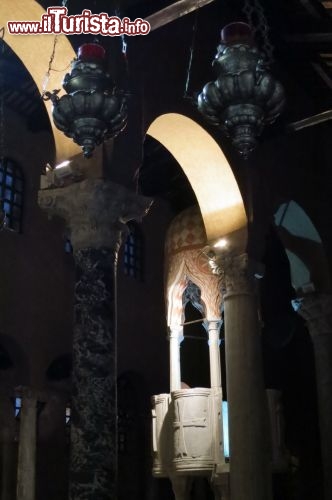 Immagine Grado: interno della Basilica S. Eufemia