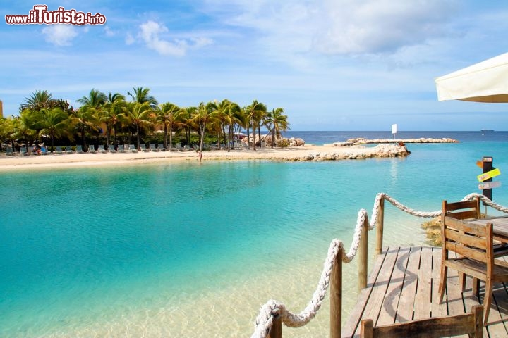 Immagine Il mare di Willemstad e Curacao, caraibi - © Tilo G / Shutterstock.com