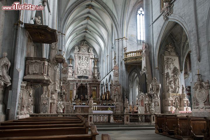 Immagine Interno della cattedrale di Salem in Germania