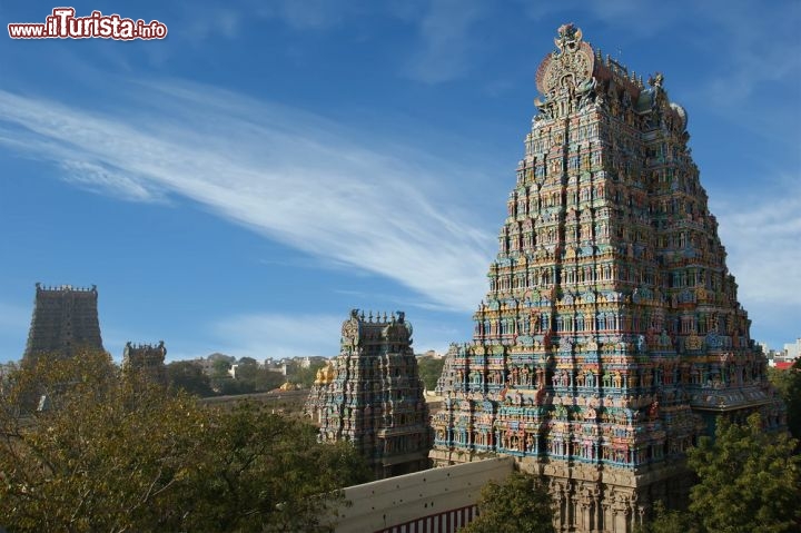 Immagine il tempio di Meenakshi a Madurai, stato del Tamil Nadu in India - © VLADJ55 / Shutterstock.com