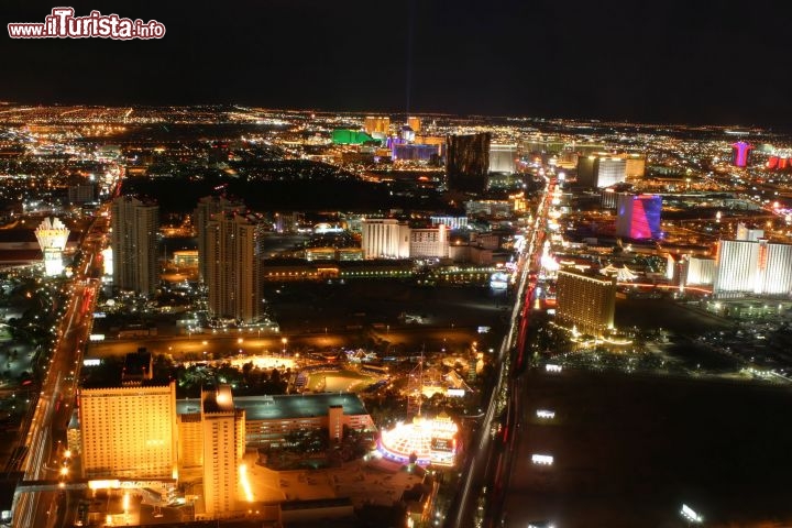 Immagine Panorama dalla vetta dell'hotel Stratosphere a Las Vegas - © Michael Stokes / Shutterstock.com
