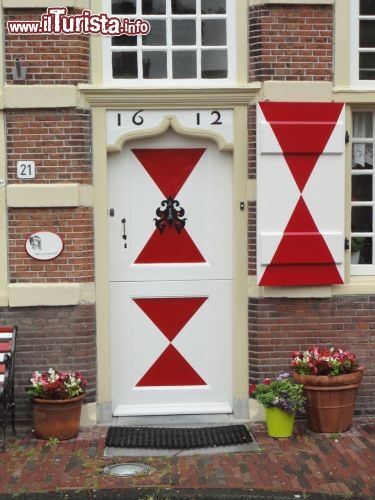 Immagine Porta di una casa storica a Leiden,  Paesi Bassi