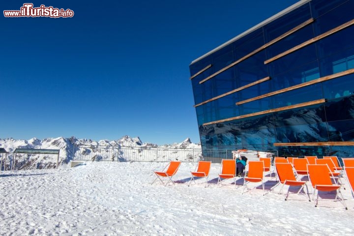 Immagine Ristorante sulle piste di Ischgl, Austria. Dalla malga di montagna al locale pluristellato di alta classe: più di 40 ristoranti offrono delizie per il palato  - © Mikkel Bigandt / Shutterstock.com