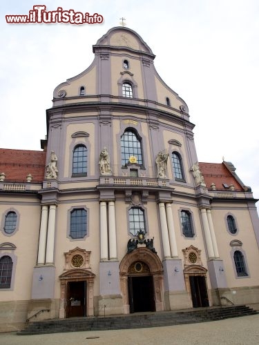 Immagine Chiesa di Sant'Anna a Altotting in Germania, Baviera - © Parys Ryszard / Shutterstock.com