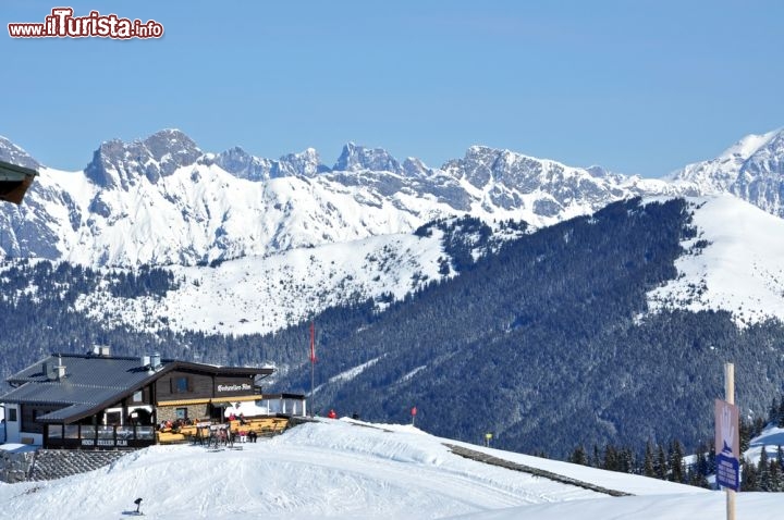 Immagine Sciare a Kaprun in Austria, tra le magnifiche montagne del Salisburghese - © salajean / Shutterstock.com