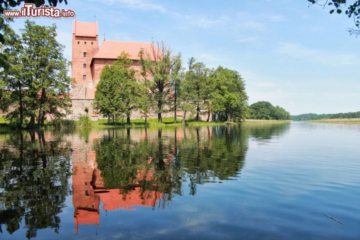 Immagine Scorcio del Castello di Trakai in Lituania - © Ente del Turismo della Lituania